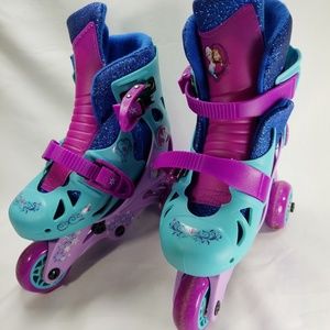 Grils Disney Training Skates  SizeJ6-J9